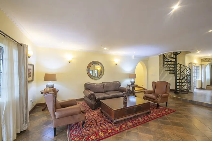 the-castle-gallery-32